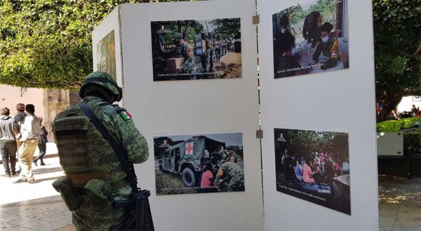 Instalan galería para conmemorar al Ejército Mexicano en la capital