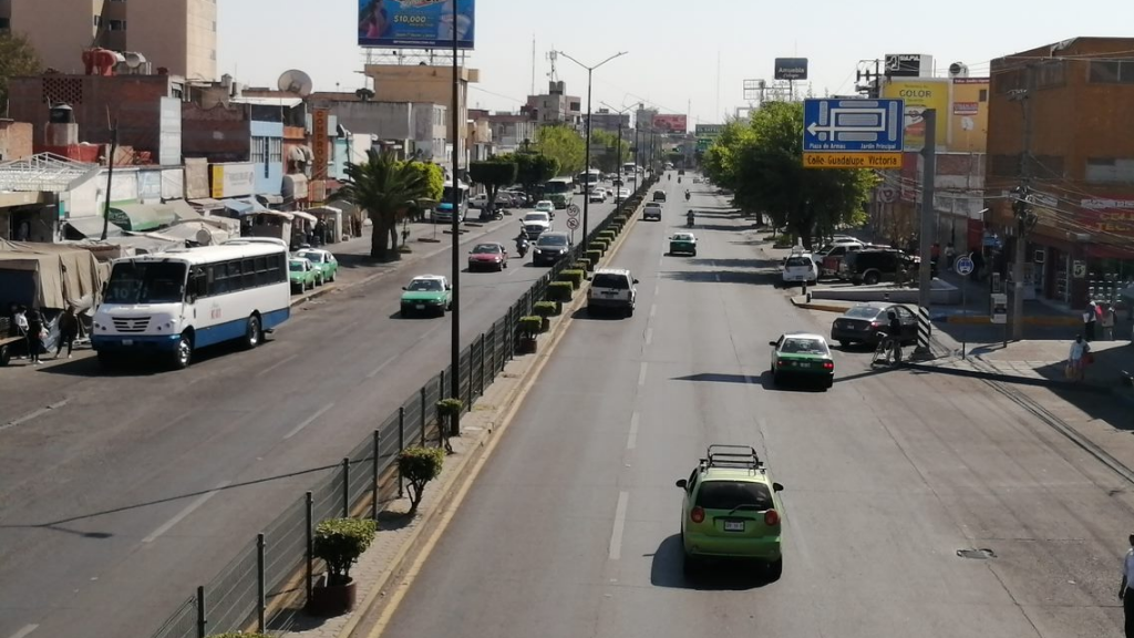 Instalarán paso peatonal en cruce del bulevar López Mateos y Cortazar