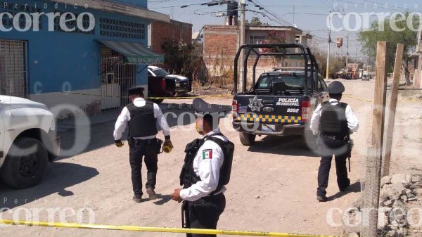 Ejecutan a tiros a un hombre en un camino de terracería en Irapuato