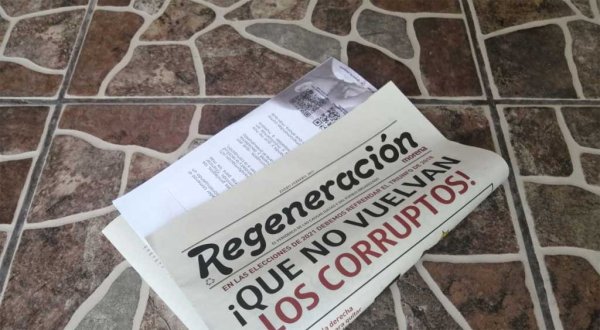 En plena vacunación, reparten propaganda de Morena