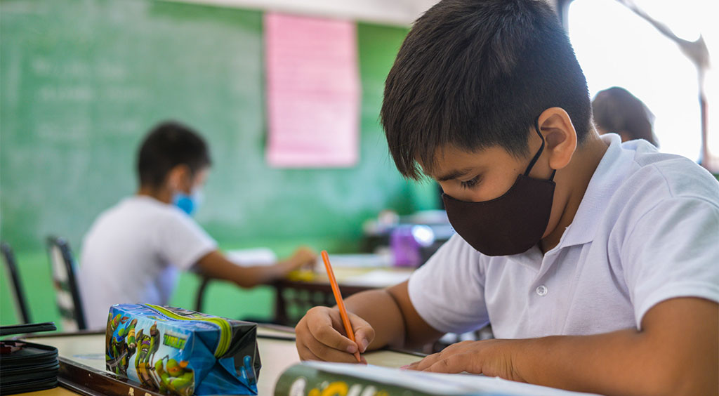 Unión de Padres y la CNTE advierten rechazo de familias para el regreso a clases presenciales