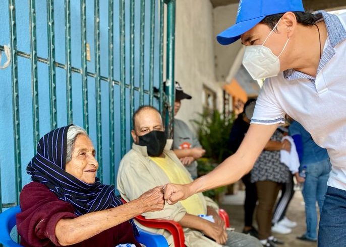 Reconocen en San Gregorio el trabajo de Moy Cortés al frente de la alcaldía de Cuerámaro