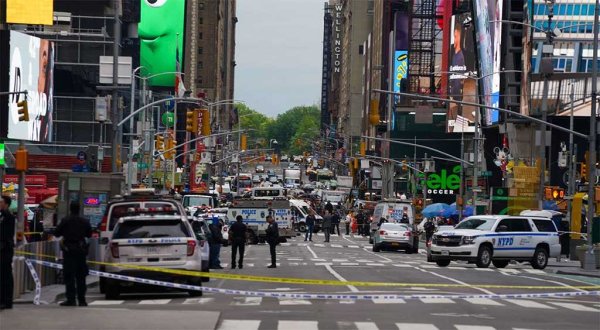 Tiroteo en la Times Square de Nueva York deja dos mujeres y un niño heridos