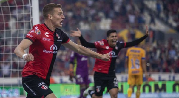 Atlas derrota a Tigres y van a cuartos de final