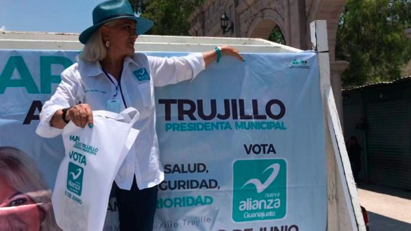 María Auxilio y Bere Campos cierran campaña comprometidas con la educación