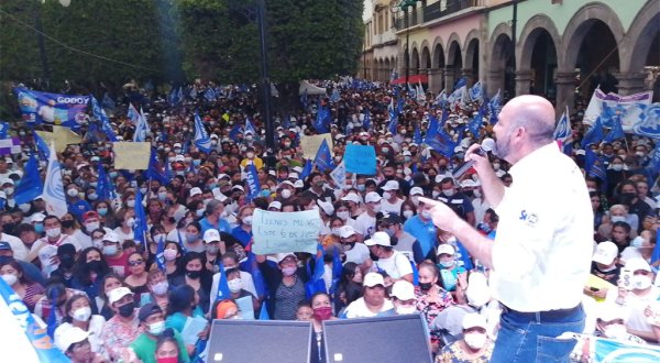 “Salamanca ya se pintó de Azul”, asegura Isaac Piña tras cerrar su campaña en Salamanca