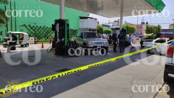 Muere hombre en gasolinera de Santa Ana Pacueco en Pénjamo