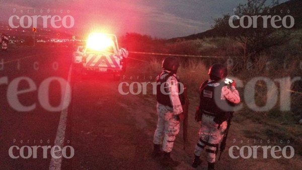 Encuentran un cuerpo encobijado en subida de Purísima a los Altos de Jalisco