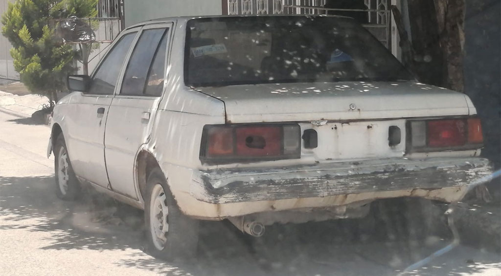 Atiende Tránsito reportes por automóviles abandonados en Salamanca