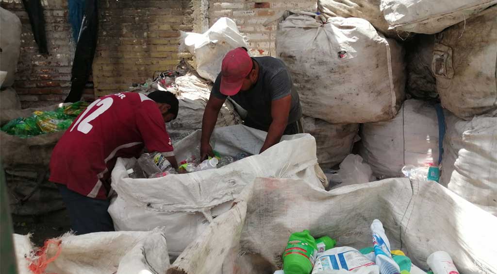 Trabajan recicladoras en combatir prácticas contaminantes en San Francisco del Rincón