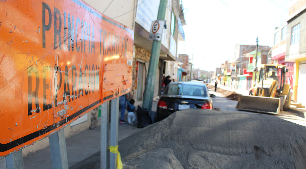 Atenderán colector sanitario en calles céntricas de Silao