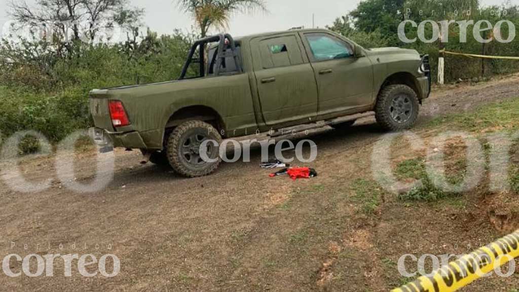 Comando ejecuta a dos hermanos y abandonan camionetas blindadas en Comanjilla