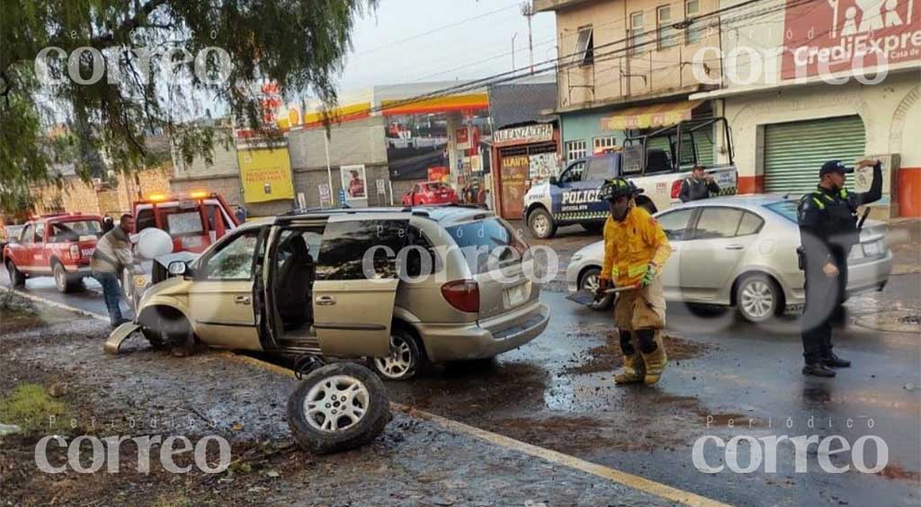 Conductor resulta lesionado tras accidente en el Euquerio Guerrero de Guanajuato capital