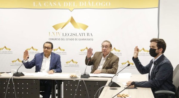 Analizarán apoyo a comerciantes afectados por versión digital del FIC