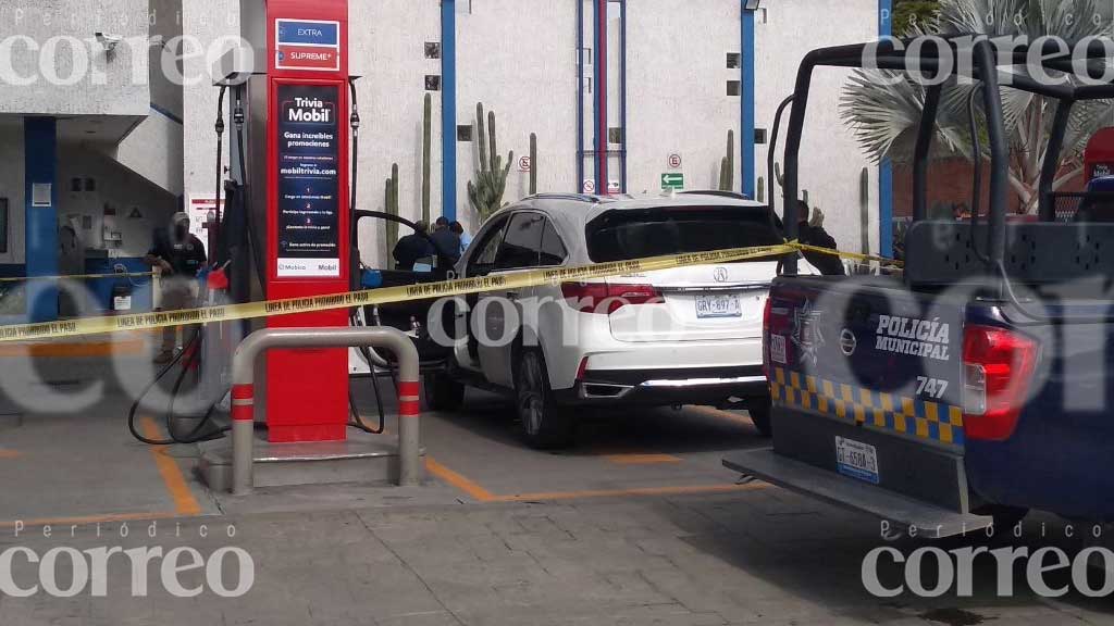 Secuestran a un hombre cuando cargaba gasolina en Irapuato