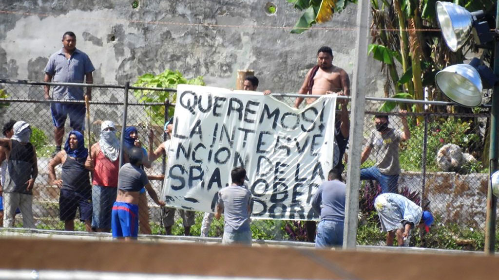 Motín en cárcel de Campeche registra un muerto y al menos tres lesionados