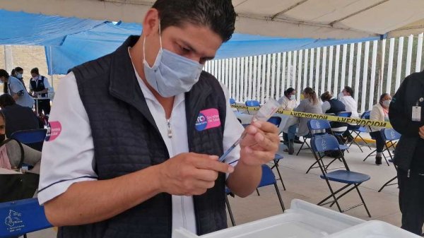 Inicia vacunación anticovid en las 18 sedes de 16 municipios de Guanajuato