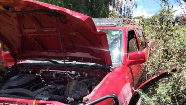 Choque deja dos mujeres heridas en la Guanajuato – Juventino Rosas