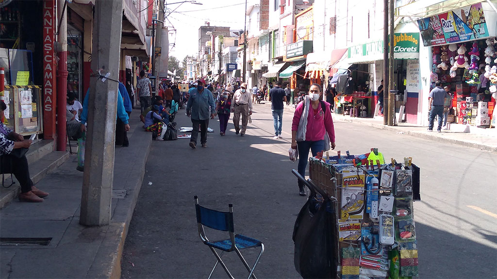 Dirección de Mercados en Irapuato lucha contra ambulantaje