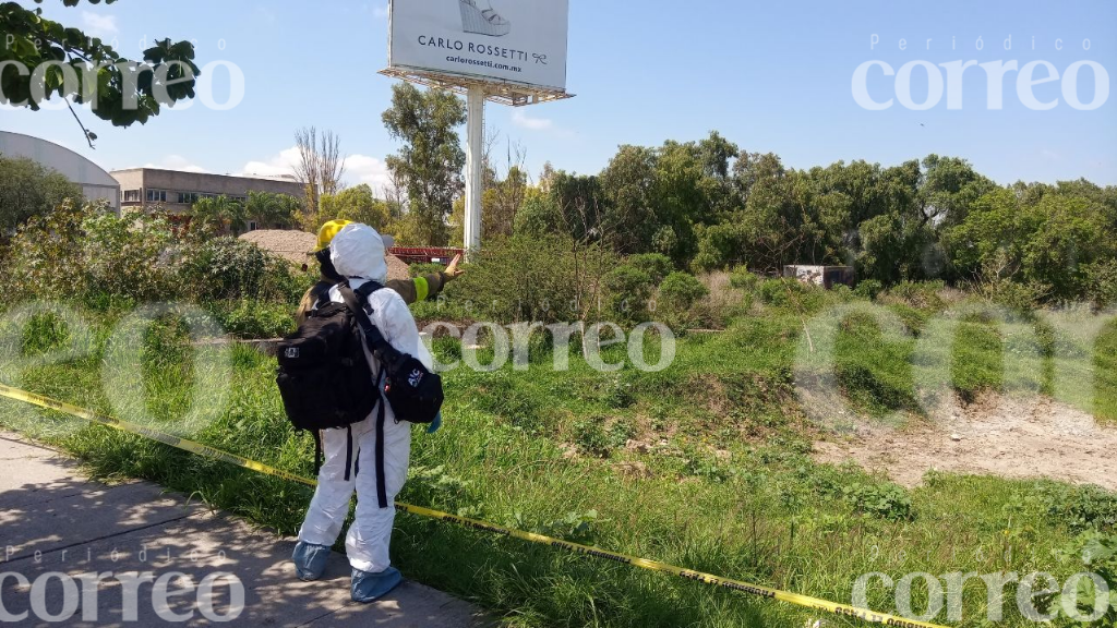 Localizan cuerpo putrefacto en canal de aguas negras en León