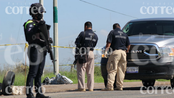 Silao: abandonan cadáver en carretera de Puerto Interior- Romita