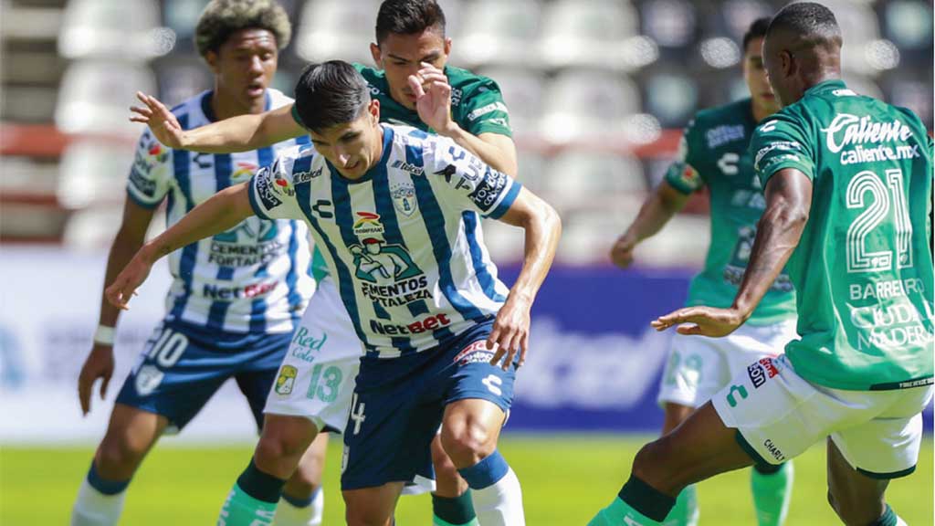 En debut de Holan, Pachuca da goliza al León