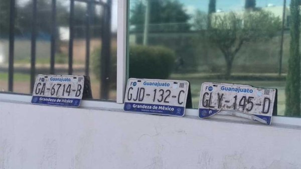 Inundaciones dejaron sin placas a varios automovilistas en Irapuato