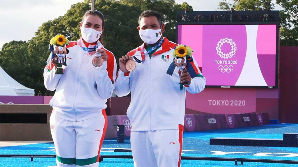 Luis Álvarez y Alejandra Valencia ganan el bronce para México en los olímpicos de Tokio