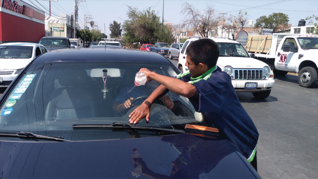 Pandemia en Irapuato deja un 80% más de niños trabajando en la calle