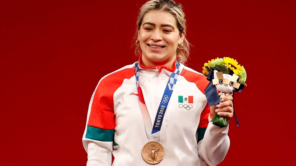 Aremi Fuentes logra en halterofilia una tercera medalla para México en Tokio 2020