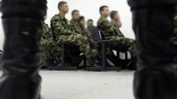 Condenan a 16 años de prisión a 6 militares por abusar de una niña indígena