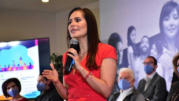 Alejandra Gutiérrez presenta iniciativa de ‘Escucha Ciudadana’ para León