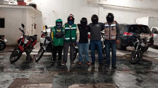 Baja demanda de moto envíos en Salamanca por aumento de conductores