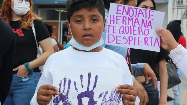 Docenas de mujeres salen a las calles para exigir justicia por Daniela, joven madre asesinada en Silao