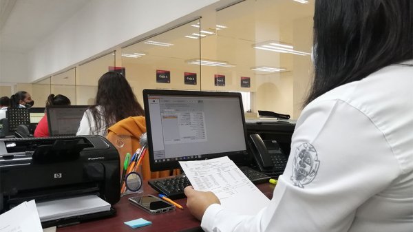 Peligran más de mil empleos municipales en Celaya; su contrato termina en tres meses