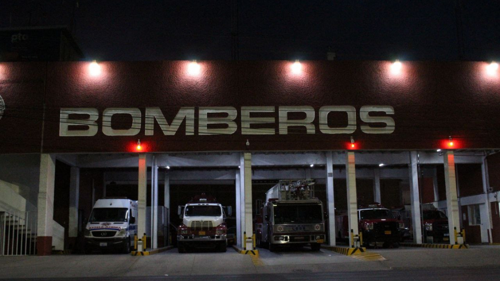 Roban equipo de rescate a Bomberos de León