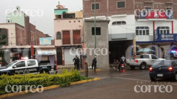 Pénjamo: Atacan otro negocio a cuadras del Ayuntamiento; ahora es un bar