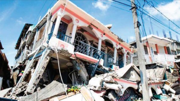 Al menos 304 muertos deja terremoto en Haití