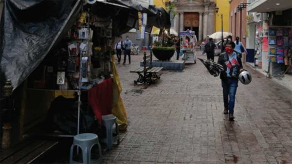 Reubican a 10 negocios más de la calle Morelos en Celaya