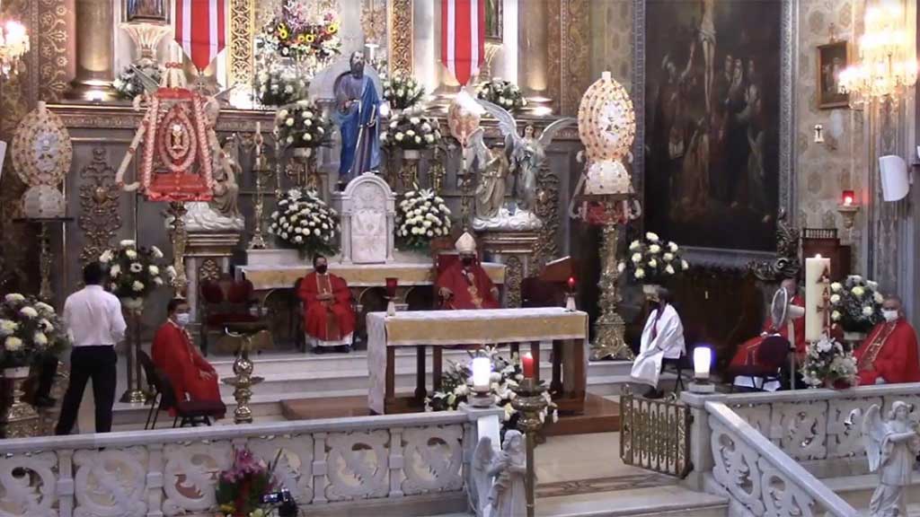 Celebran con misa a San Bartolomé Apóstol en Salamanca