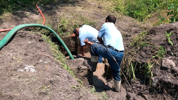 Buscan rehabilitar compuertas de presa en Pénjamo; temen desbordamiento