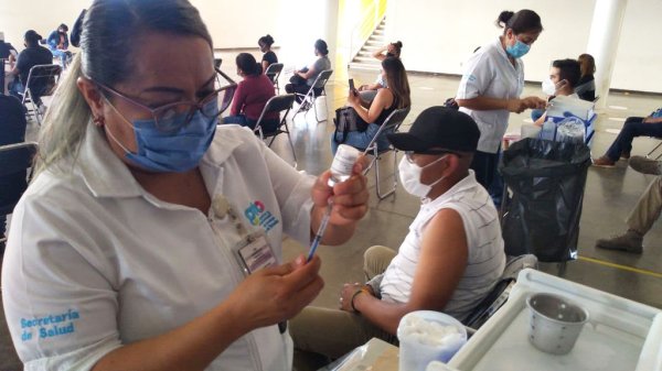 Aplicarán en Irapuato segundas dosis Pfizer para rezagados de todo Guanajuato