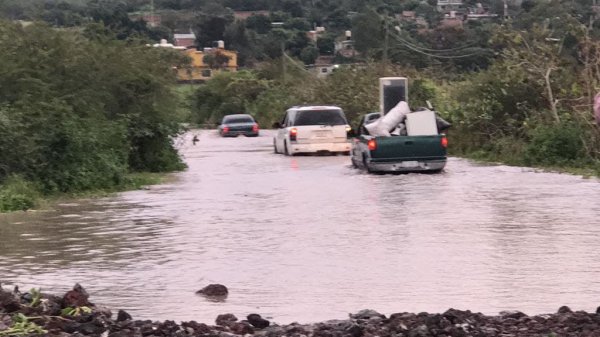 Inicia en Abasolo evacuación de Estación Abasolo, Huitzatarito y Santa Cecilia