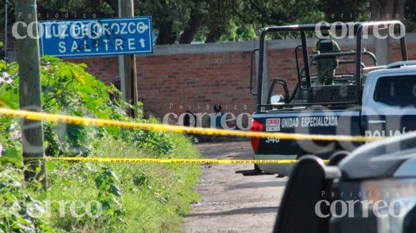 Abandonan dos cuerpos en la entrada de El Salitre, en Cortazar