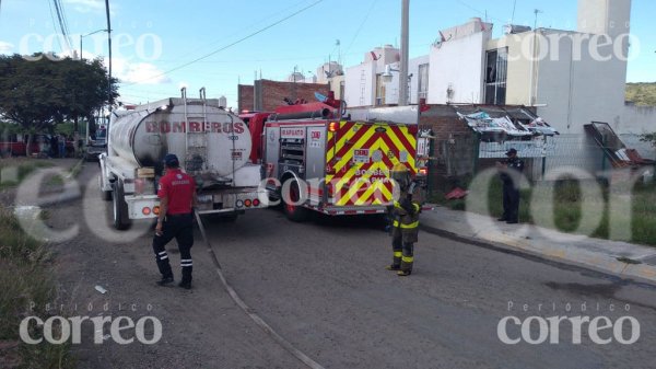 Explotan cilindros de gas LP en casa de Irapuato cuando iban a cocinar