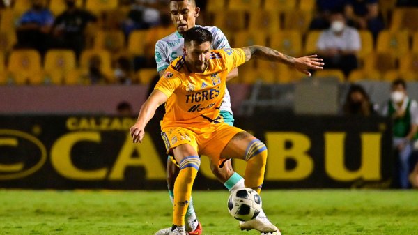 Pese a un inicio fuerte, León queda en empate 2-2 contra Tigres