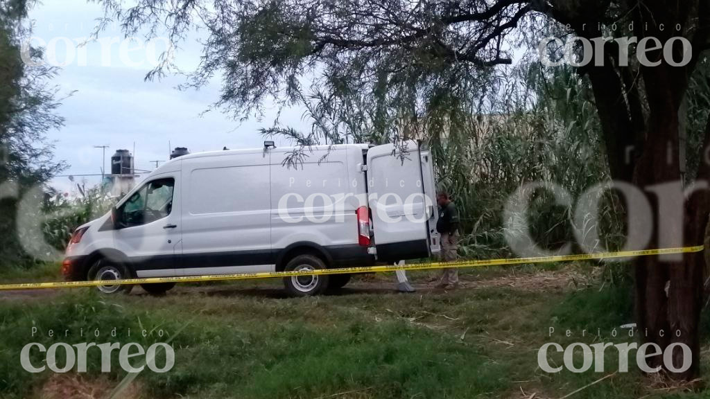 Hallan el cuerpo de una mujer a orillas del eje Juan Pablo II en Celaya