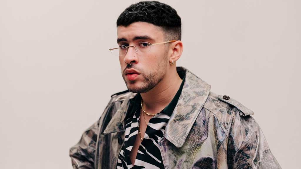 Bad Bunny promueve la tercera y última temporada de la serie “Narcos: México”