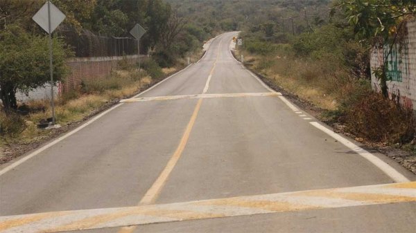 Denuncian falta de apoyo de la federación para obras públicas en Salvatierra