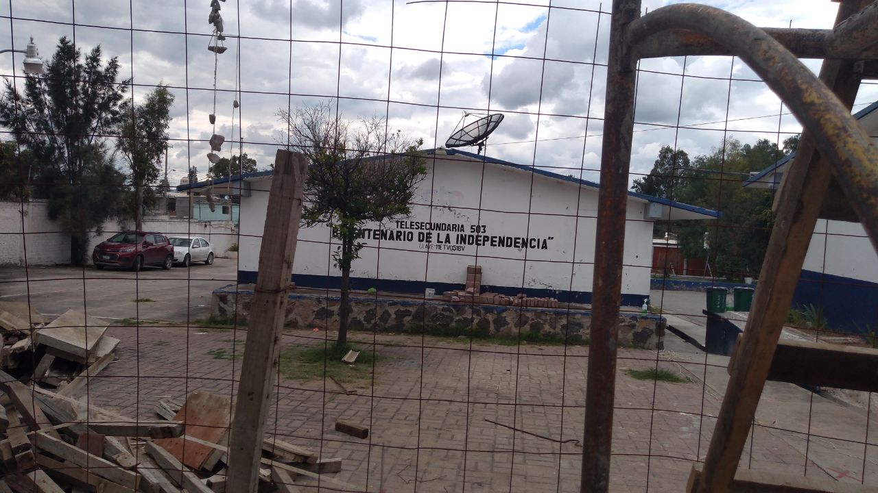 Para prevenir riesgos, prevén demoliciones en primaria y secundaria de Irapuato